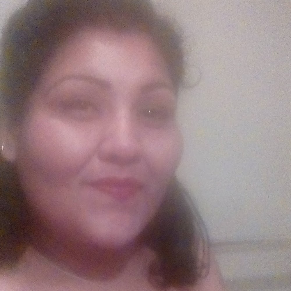 Meet your Posher, Ramona
